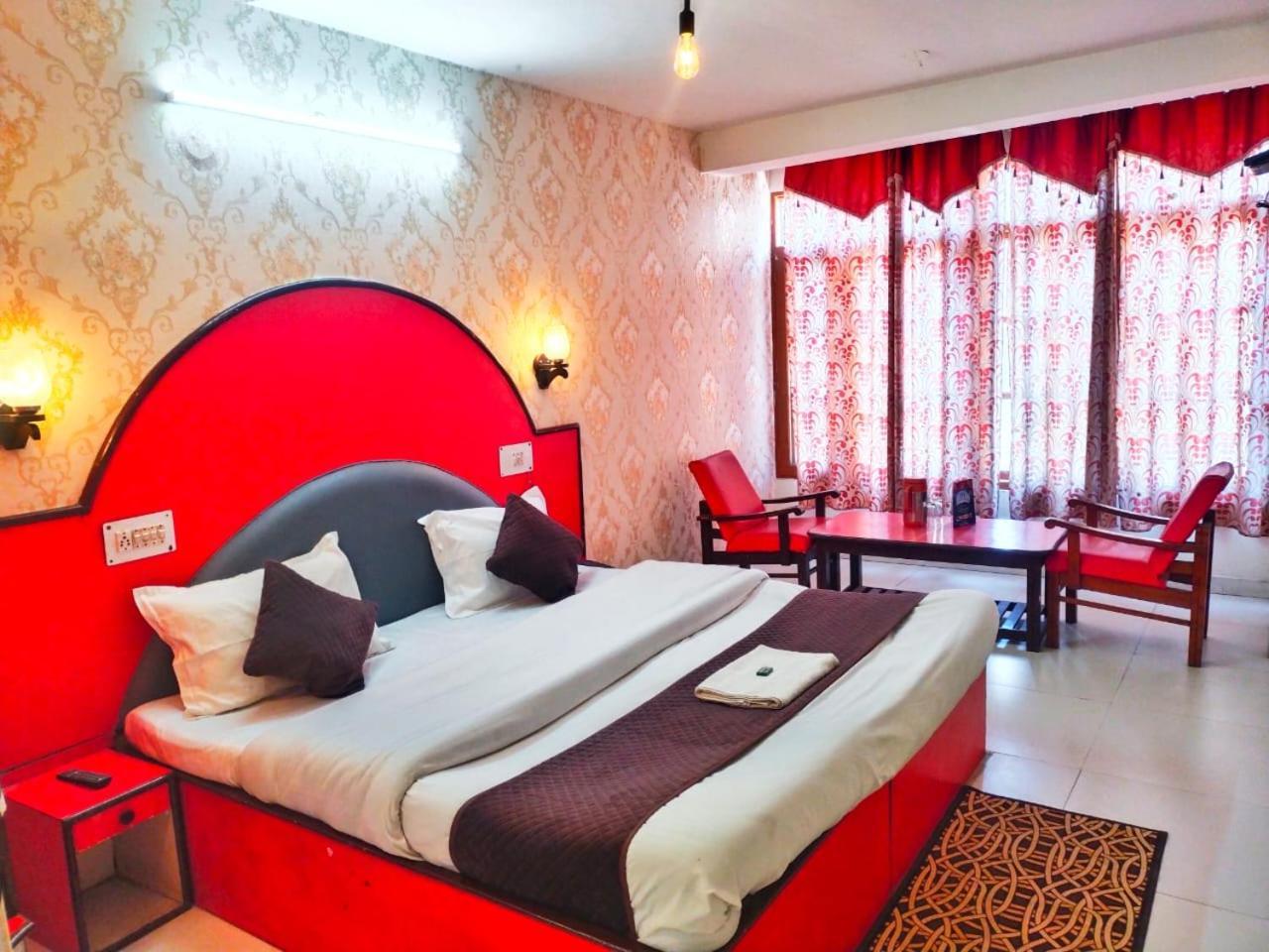 Hotel Gilbert Mountain View Manali  Exterior photo